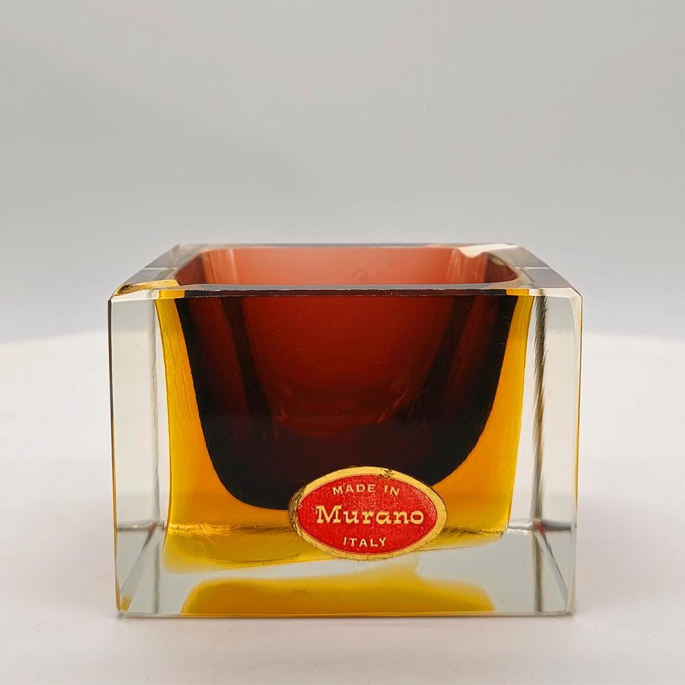 1960s Stunning Handcrafted Square Ashtray or Catch-all in Murano Glass by Flavio Poli for Seguso.