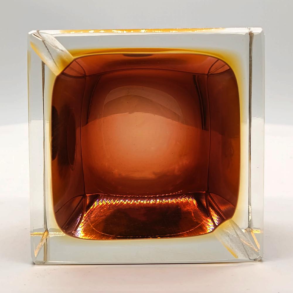 1960s Stunning Handcrafted Square Ashtray or Catch-all in Murano Glass by Flavio Poli for Seguso.