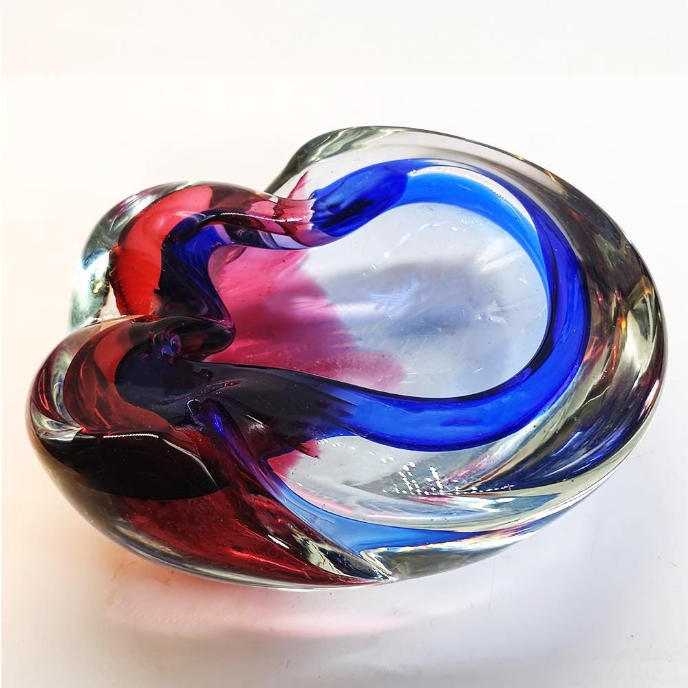 1960s Ashtray or Catch-all in Murano Glass by Flavio Poli for Seguso. 15,5 cm. Made in Italy.
