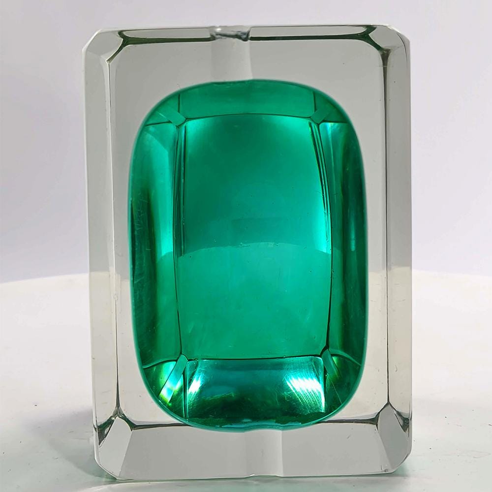 1960s Rare Rectangular Multifaceted Ashtray or Catch-all in Murano Glass by Flavio Poli for Seguso. Made in Italy.