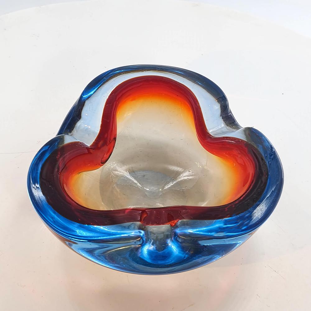 1960s Ashtray in Murano Glass by Flavio Poli for Seguso. Made in Italy.