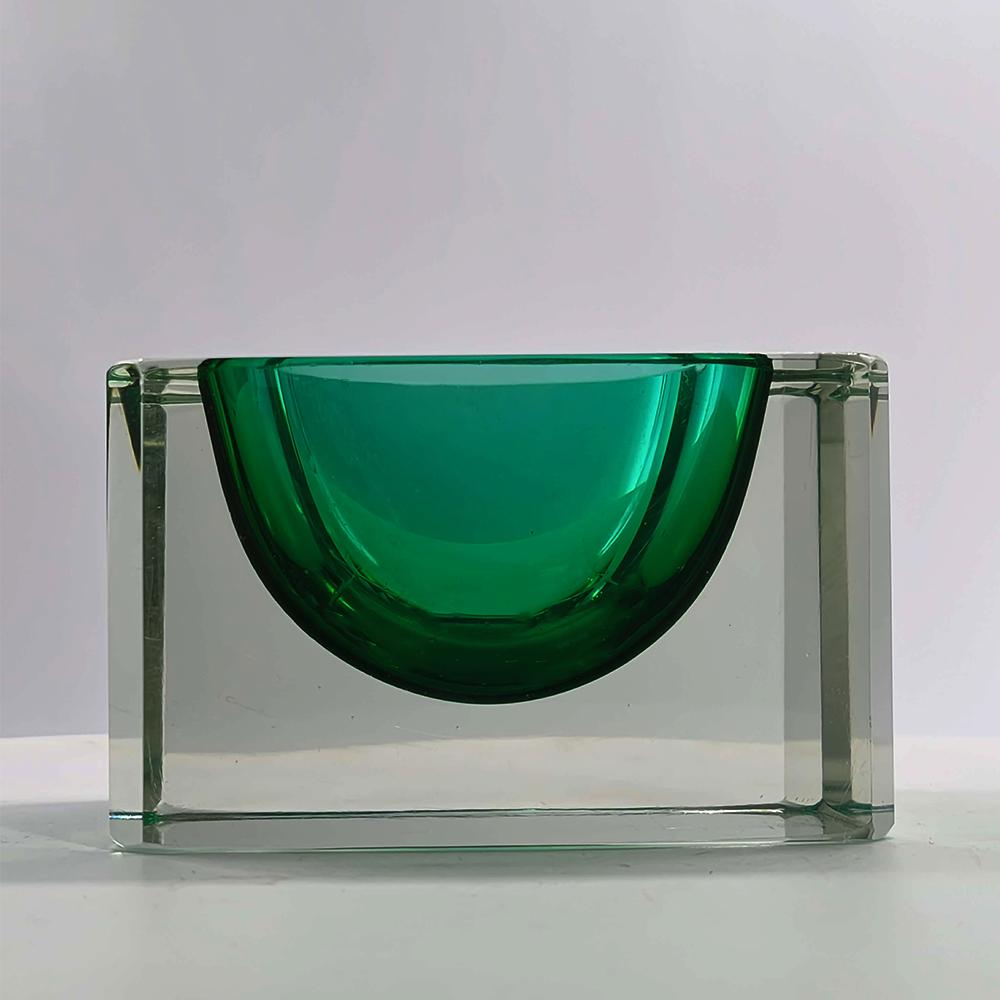 1960s Rare Rectangular Multifaceted Ashtray or Catch-all in Murano Glass by Flavio Poli for Seguso. Made in Italy.