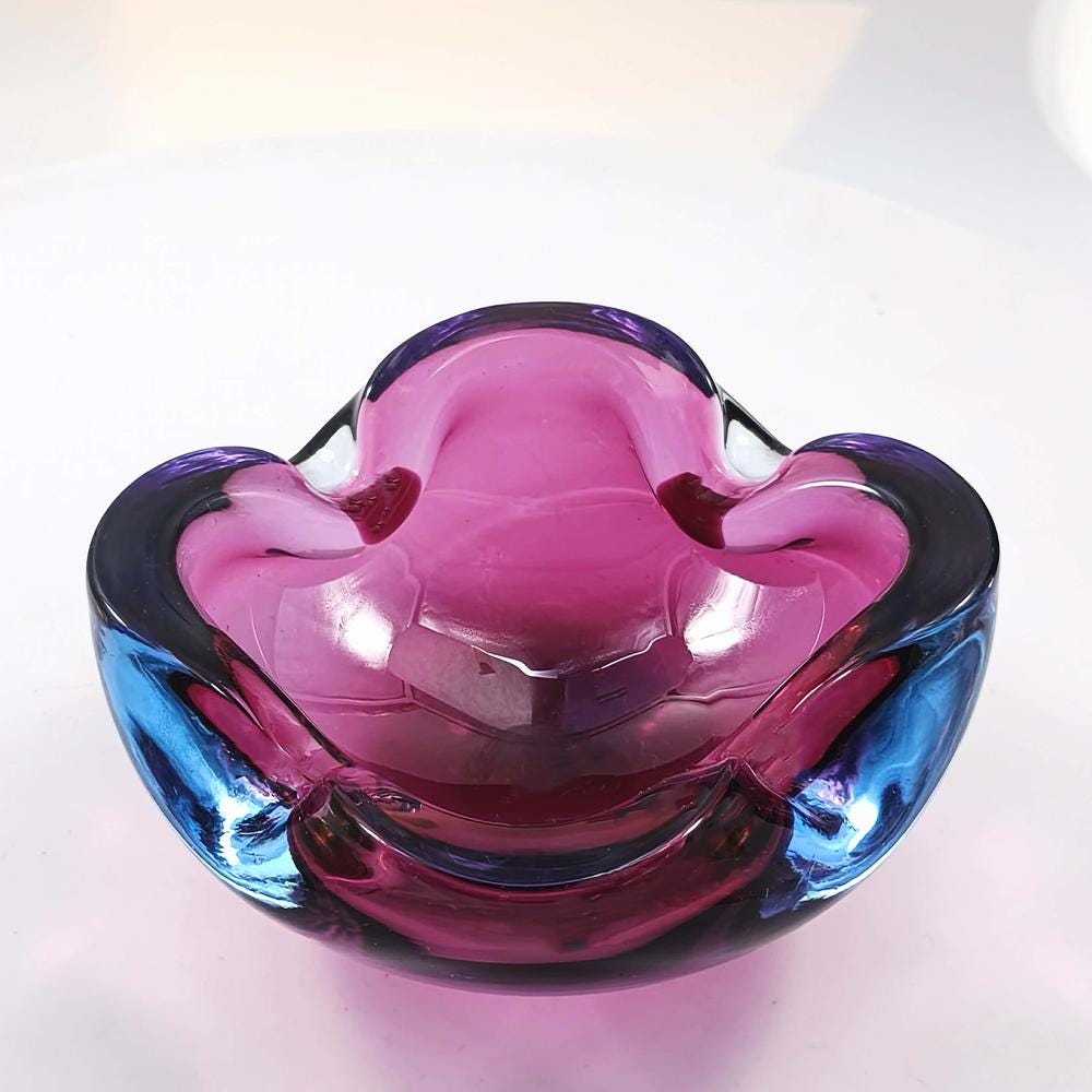 1960s Ashtray in Murano Glass by Flavio Poli for Seguso. Made in Italy.