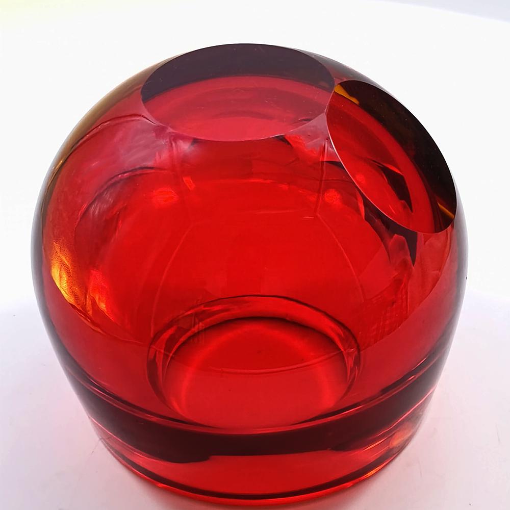 1960s Rare Ashtray or Catch-all in Murano Glass by Flavio Poli for Seguso. Made in Italy.