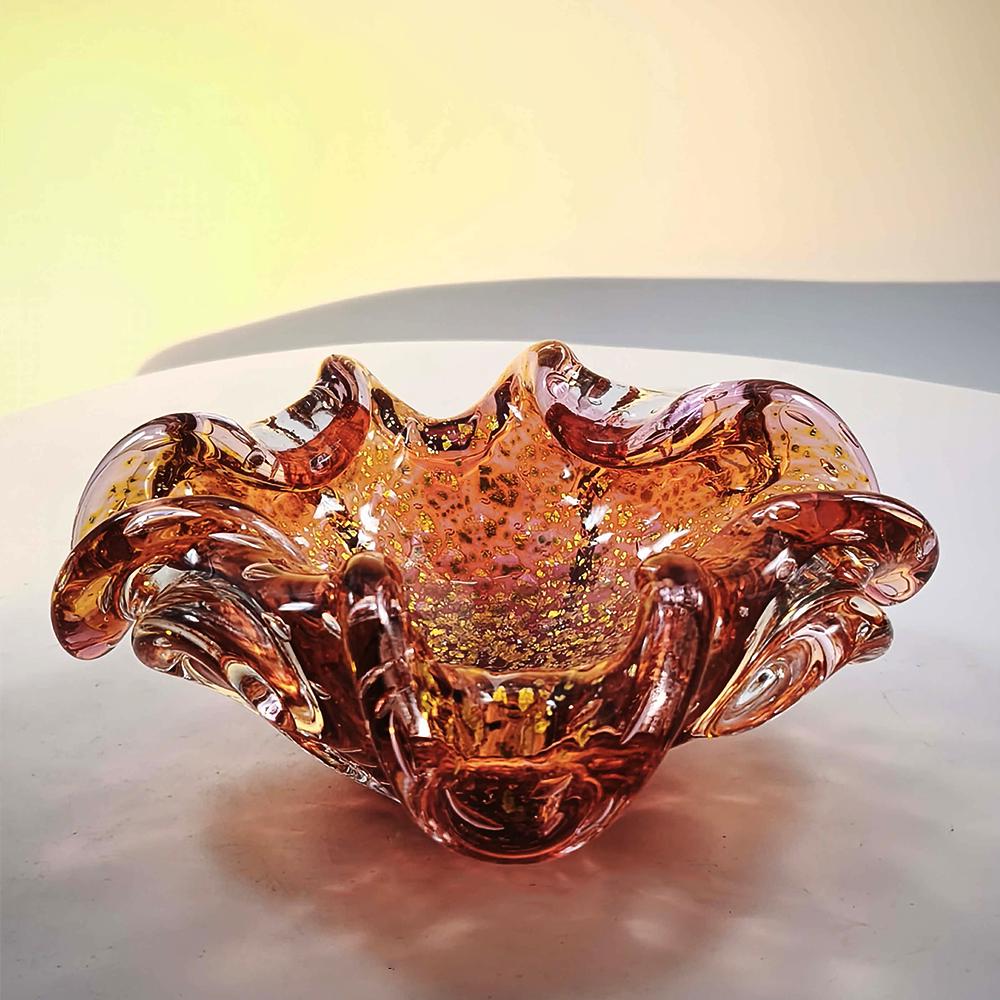 1950s Stunning Ashtray in Murano Glass with Gold finishes, Made in Italy.