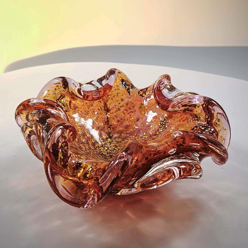 1950s Stunning Ashtray in Murano Glass with Gold finishes, Made in Italy.