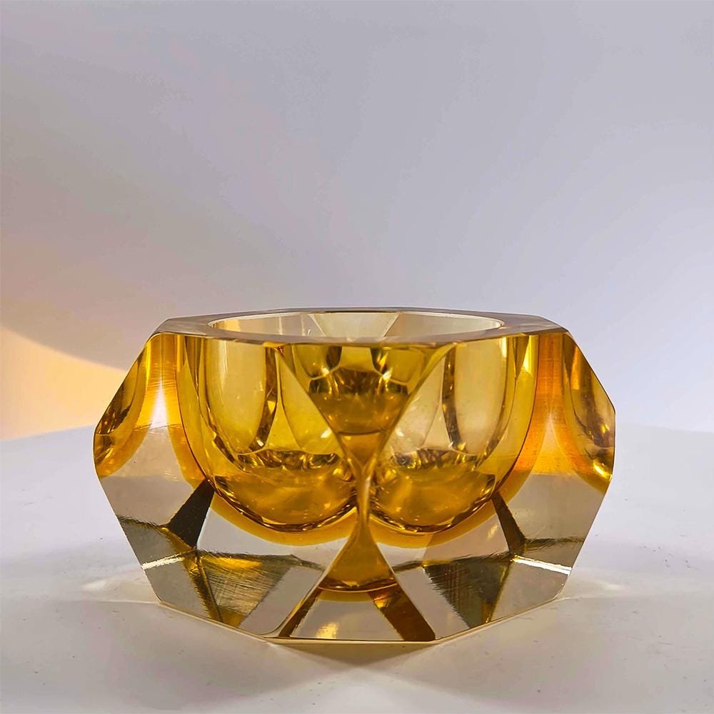 1960s Rare Multifaceted Ashtray in Murano Glass by Flavio Poli for Seguso.