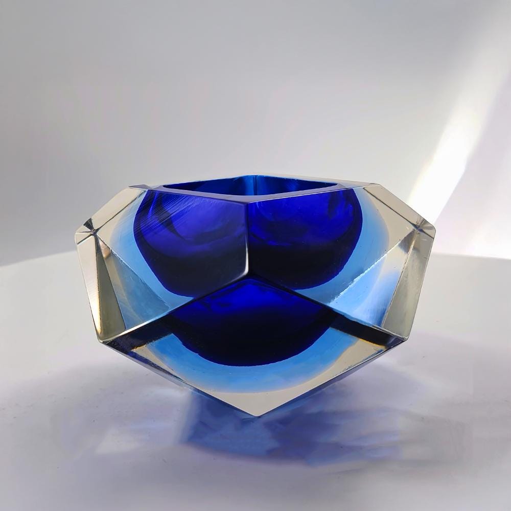 1960s Rare Ashtray in Uranium Murano Glass by Flavio Poli for Seguso.