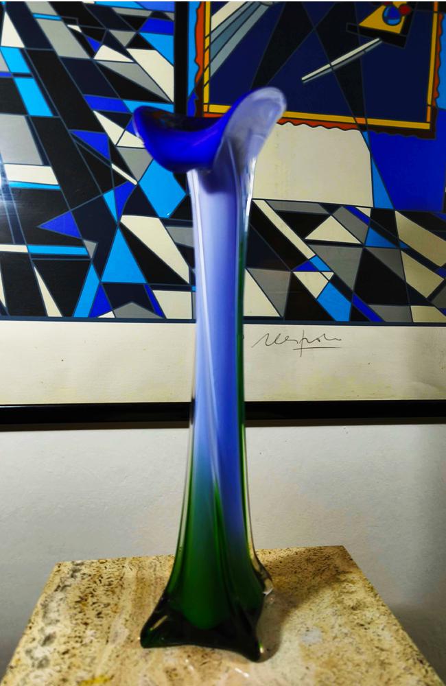 1960s 40cm. handcrafted Single Flower Vase in Murano Glass. Made in Italy.