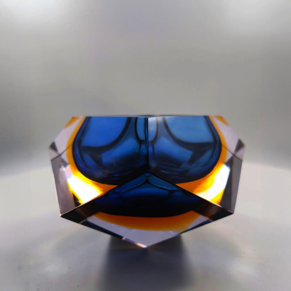 1960s Stunning Ashtray in Murano Glass by Flavio Poli for Seguso.