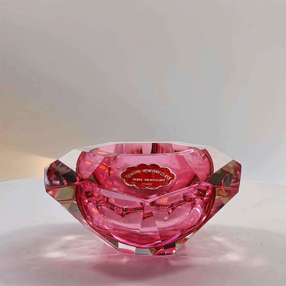 1960s Pink Ashtray in Murano Glass bu Flavio Poli for Seguso.