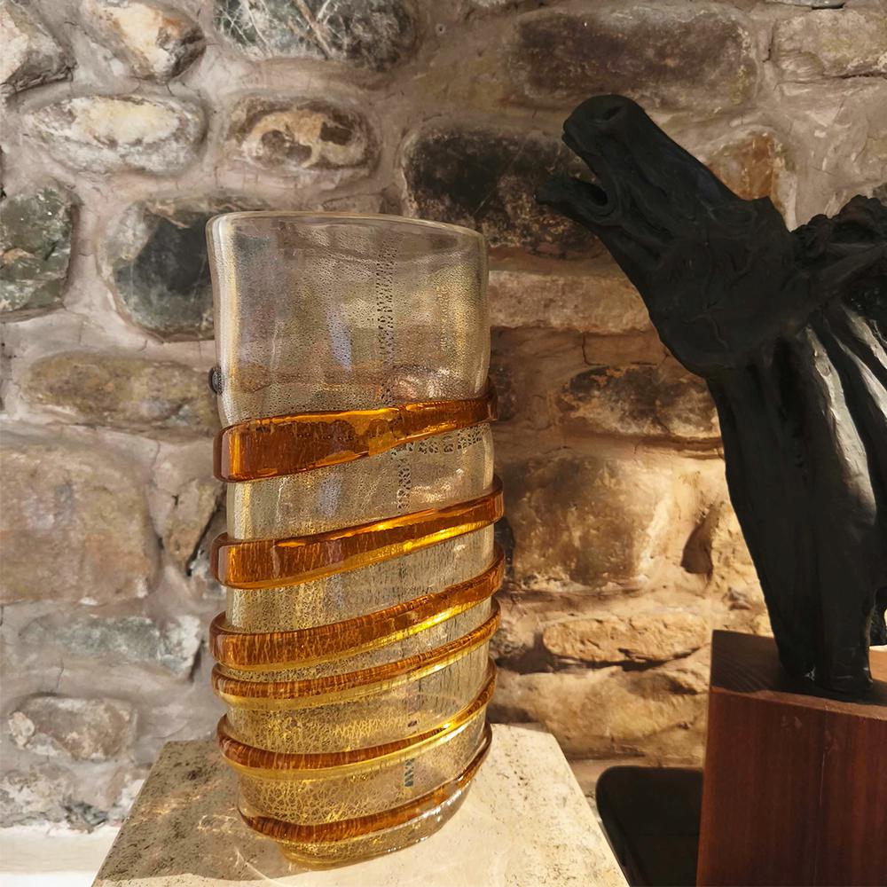 Mid-Century Stunning Vase in hand-worked Murano Glass by Sergio Costantini with Certificate.