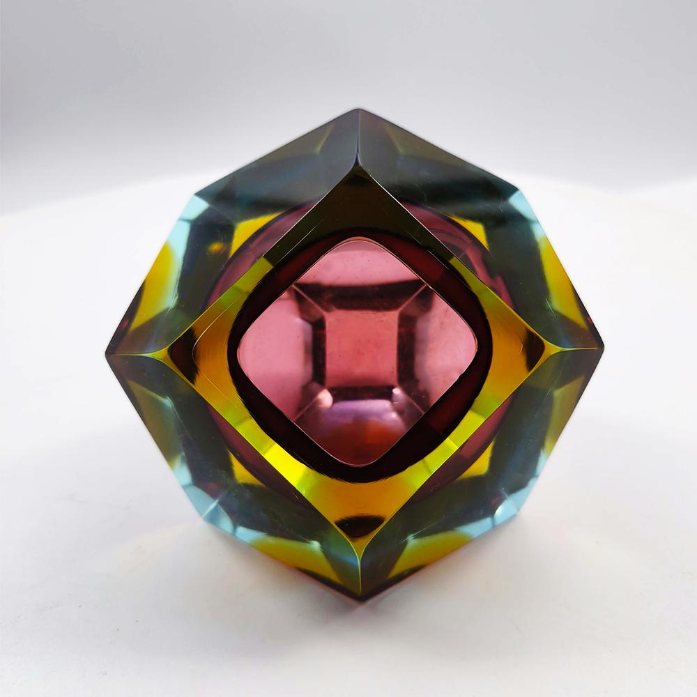 1960s Rare Colors Ashtray in Murano Glass by Flavio Poli for Seguso.