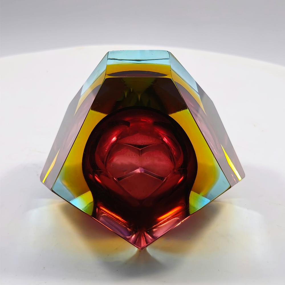 1960s Rare Colors Ashtray in Murano Glass by Flavio Poli for Seguso.