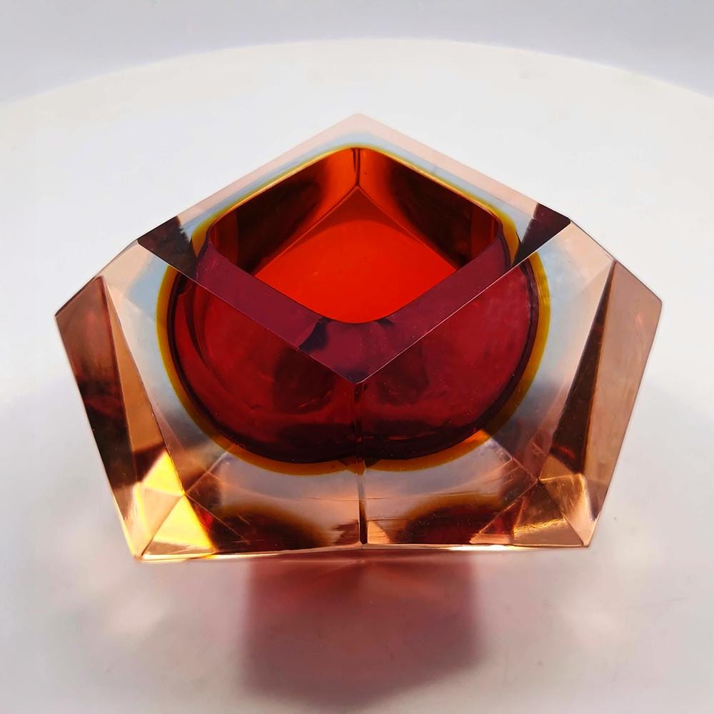 1960s Rare Colors Ashtray in Murano Glass by Flavio Poli for Seguso.