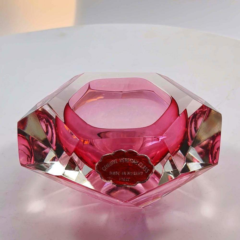 1960s Pink Ashtray in Murano Glass bu Flavio Poli for Seguso.