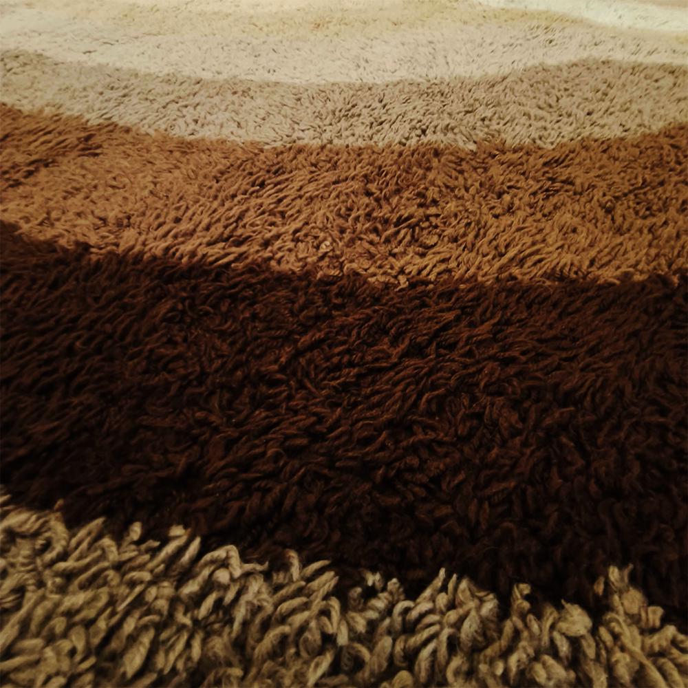 Original Stunning 1970s Big Space Age Rug in Wool. Made in Italy