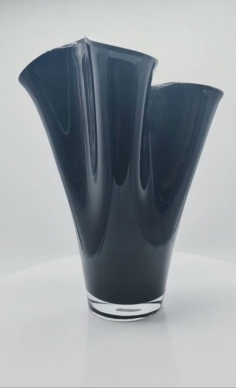 1960s Stunning Big Jacketed Fazzoletto Vase in Murano Glass - Bright Black and White. Made in Italy