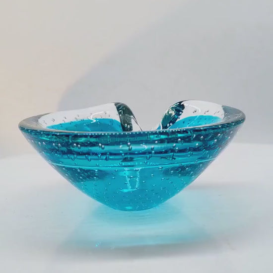 1960s  Shell Ashtray or Catch-all in Murano Glass by Flavio Poli for Seguso. Made in Italy.