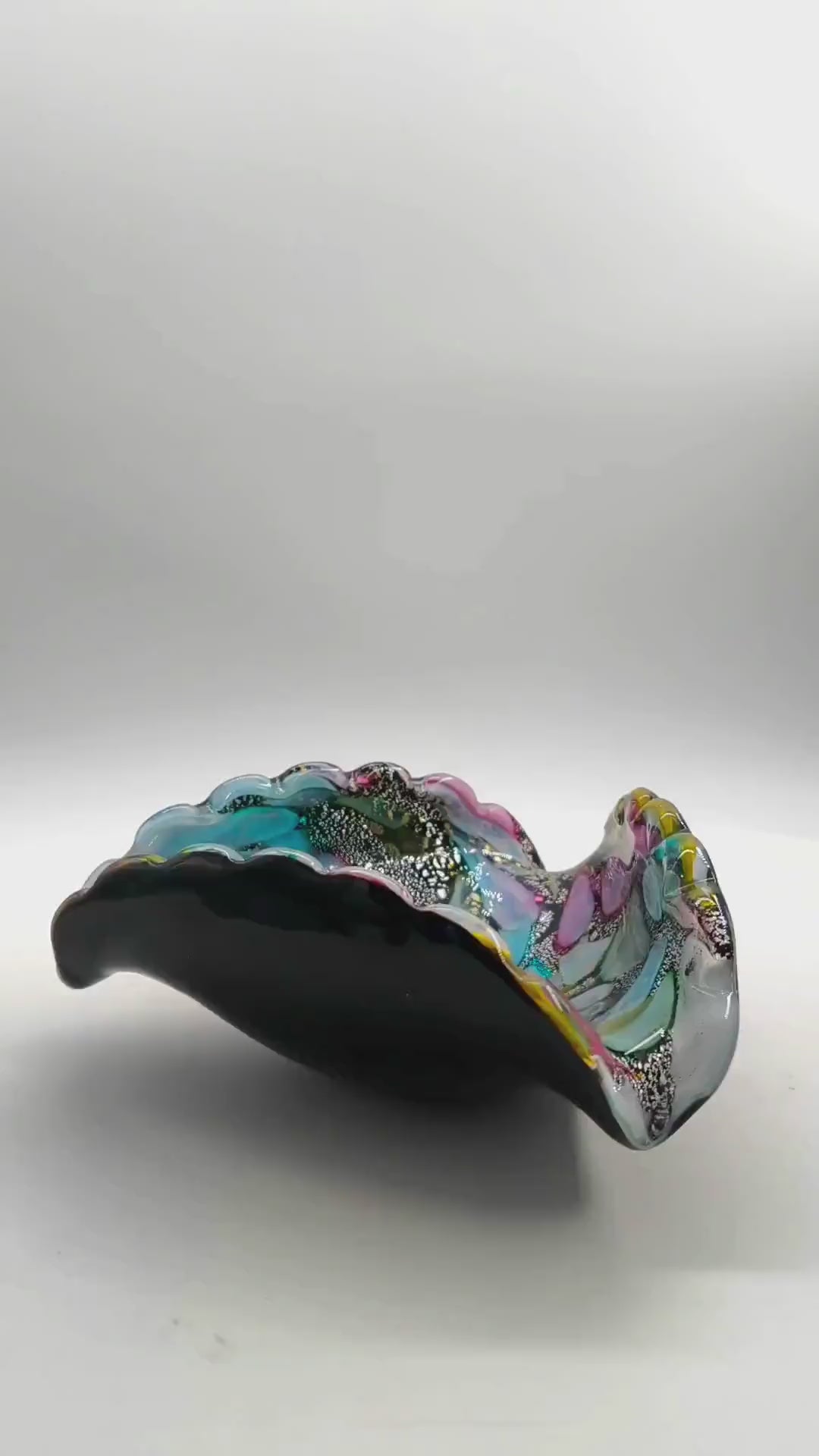 1950s Stunning Ashtray in Murano glass by Dino Martens - Tutti Frutti. Made in Italy. 15 cm. / 5.90 inches