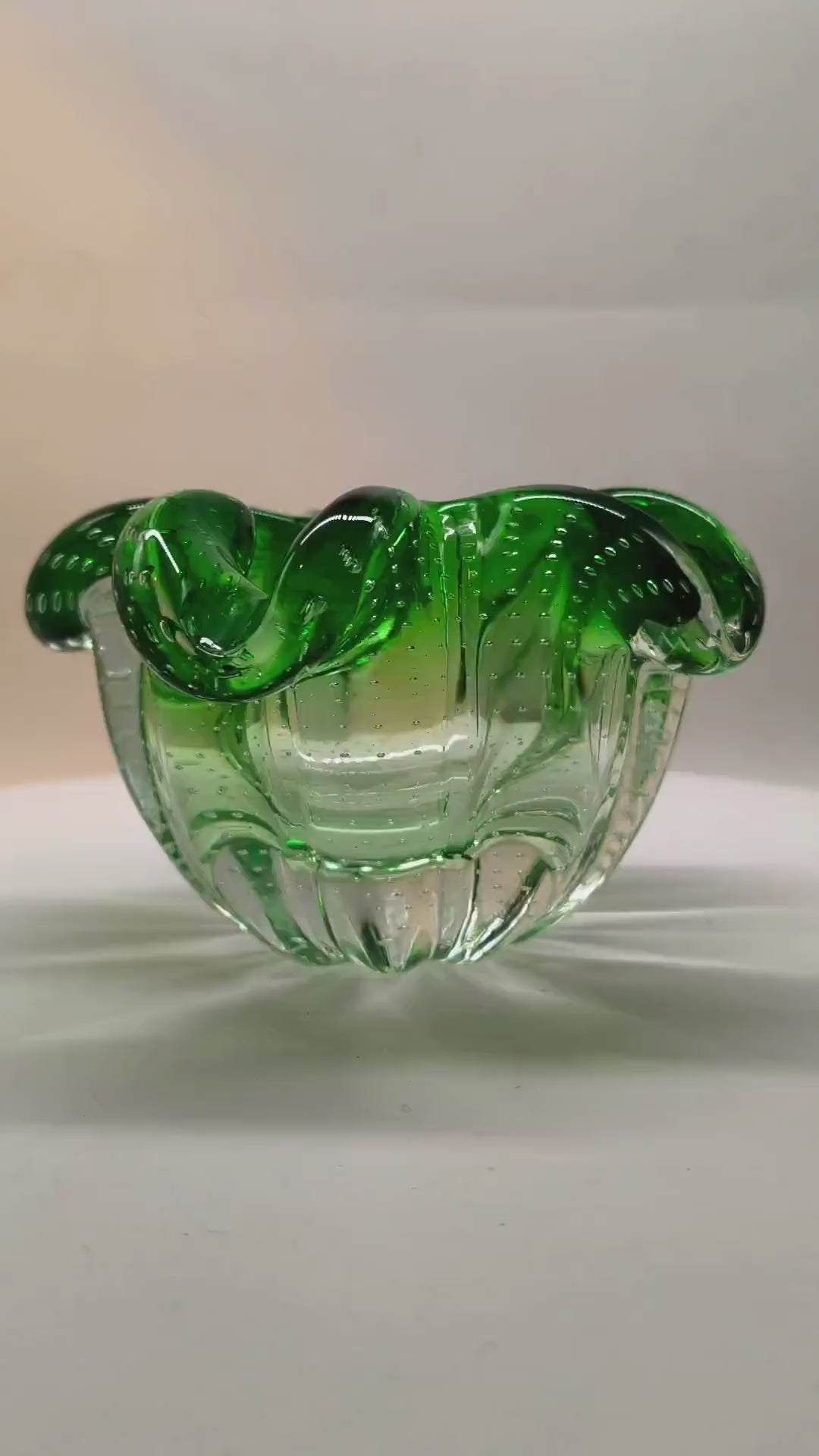 1950s  Big Ashtray or Catch-all in Murano Glass with Air Bubble. Made in Italy.