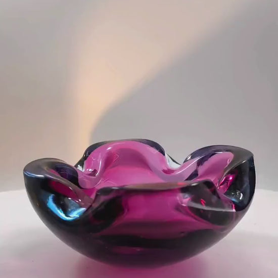 1960s Ashtray in Murano Glass by Flavio Poli for Seguso. Made in Italy.
