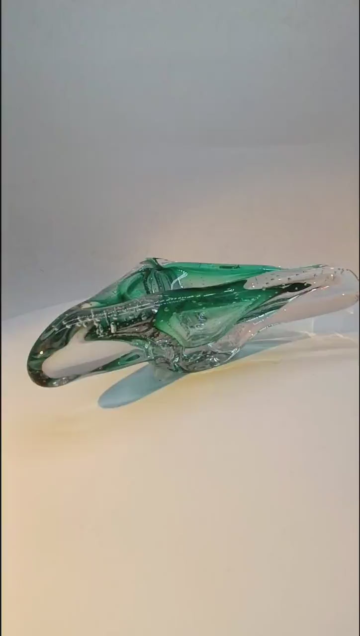 1960s Big Triangular Ashtray or Catch-all in Murano Glass with Air Bubble. Made in Italy.