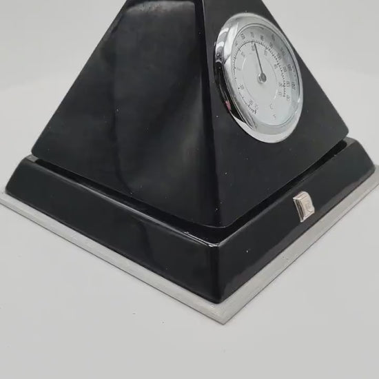1970s Black Table Clock "Pyramide" by Gianfranco Ferrè - made in Italy.