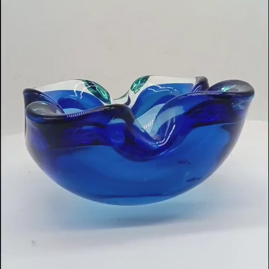 1960s Blue Ashtray or Catch-all in Murano Glass by Flavio Poli for Seguso. Made in Italy.
