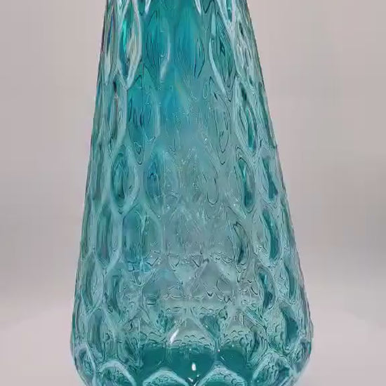 1960s Stunning Vase in Hand Blown Murano Glass. Made in Italy 35,5 cm h / 13.97 h inches