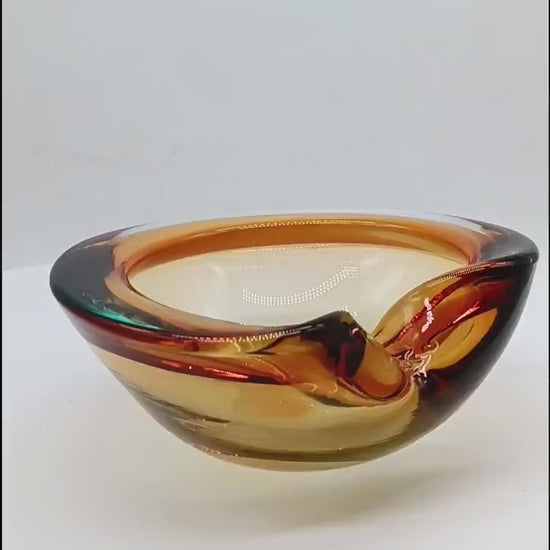 1960s Ashtray or Catch-all in Murano Glass by Flavio Poli for Seguso. Made in Italy.