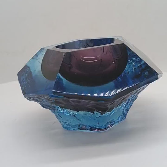 1960s Stunning Ashtray or Catch-all in Murano Glass by Flavio Poli for Seguso. Made in Italy.
