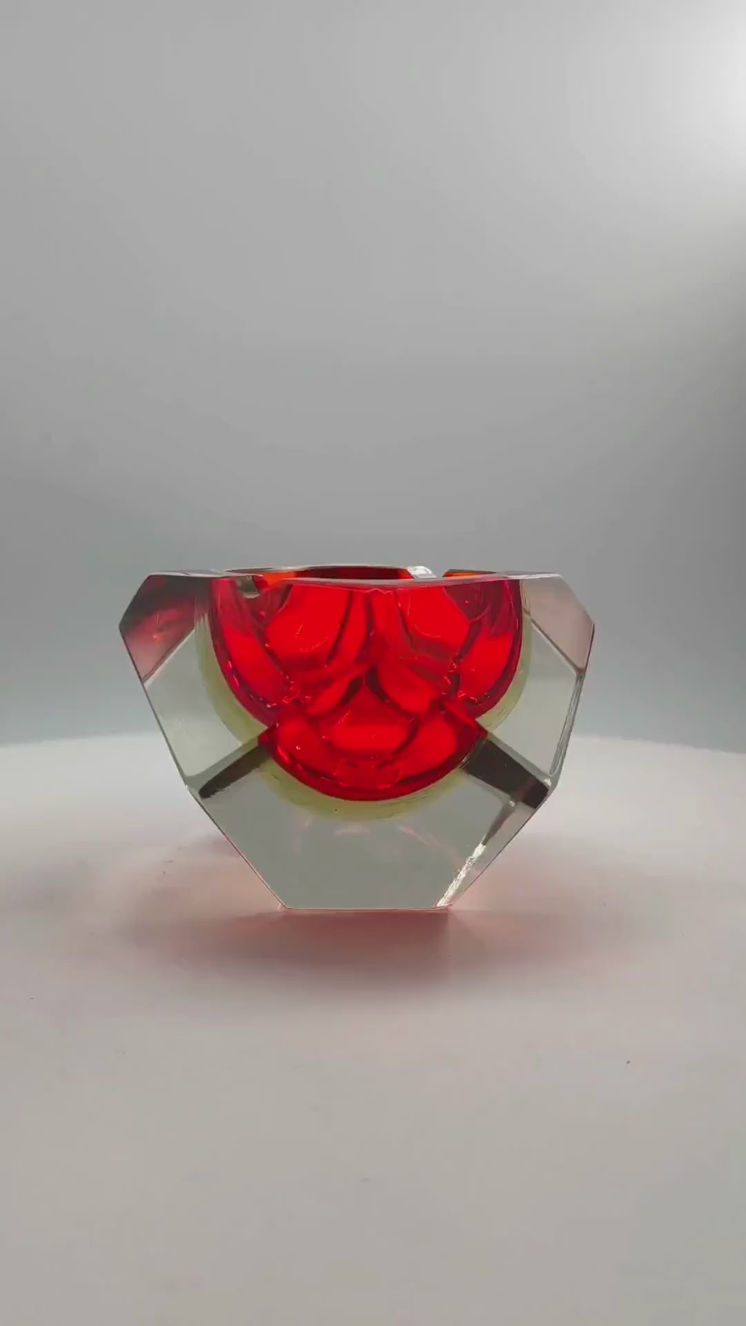 1960s Ashtray or Catch-all in Murano Glass by Flavio Poli for Seguso.