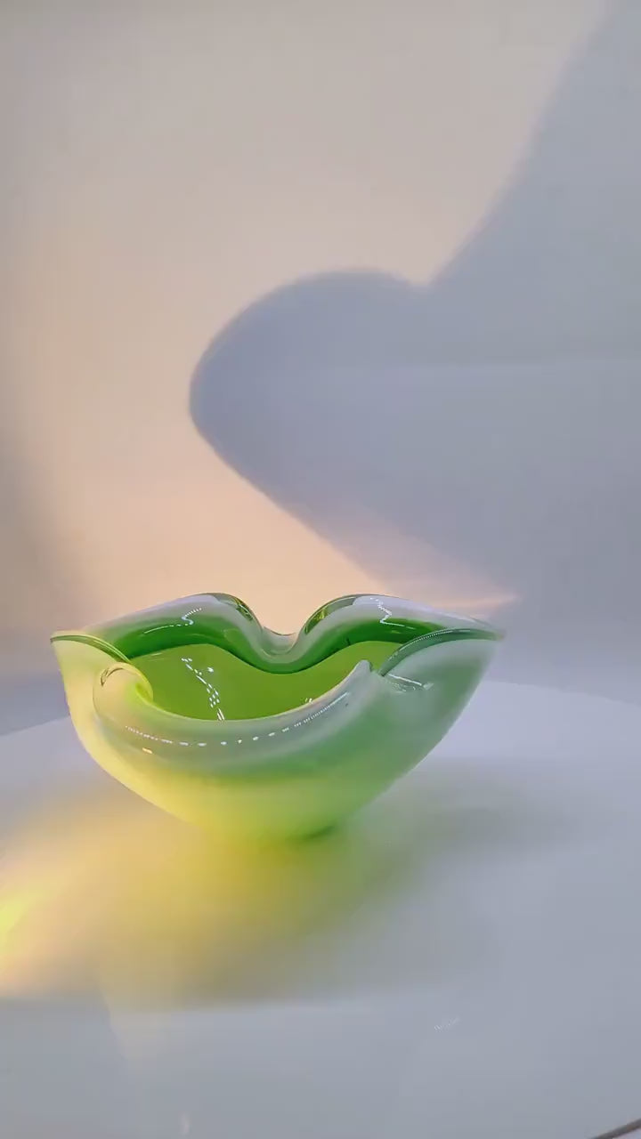 1960s Big Ashtray or Catch-all in Murano Glass by Flavio Poli for Seguso. 18 cm - Made in Italy.
