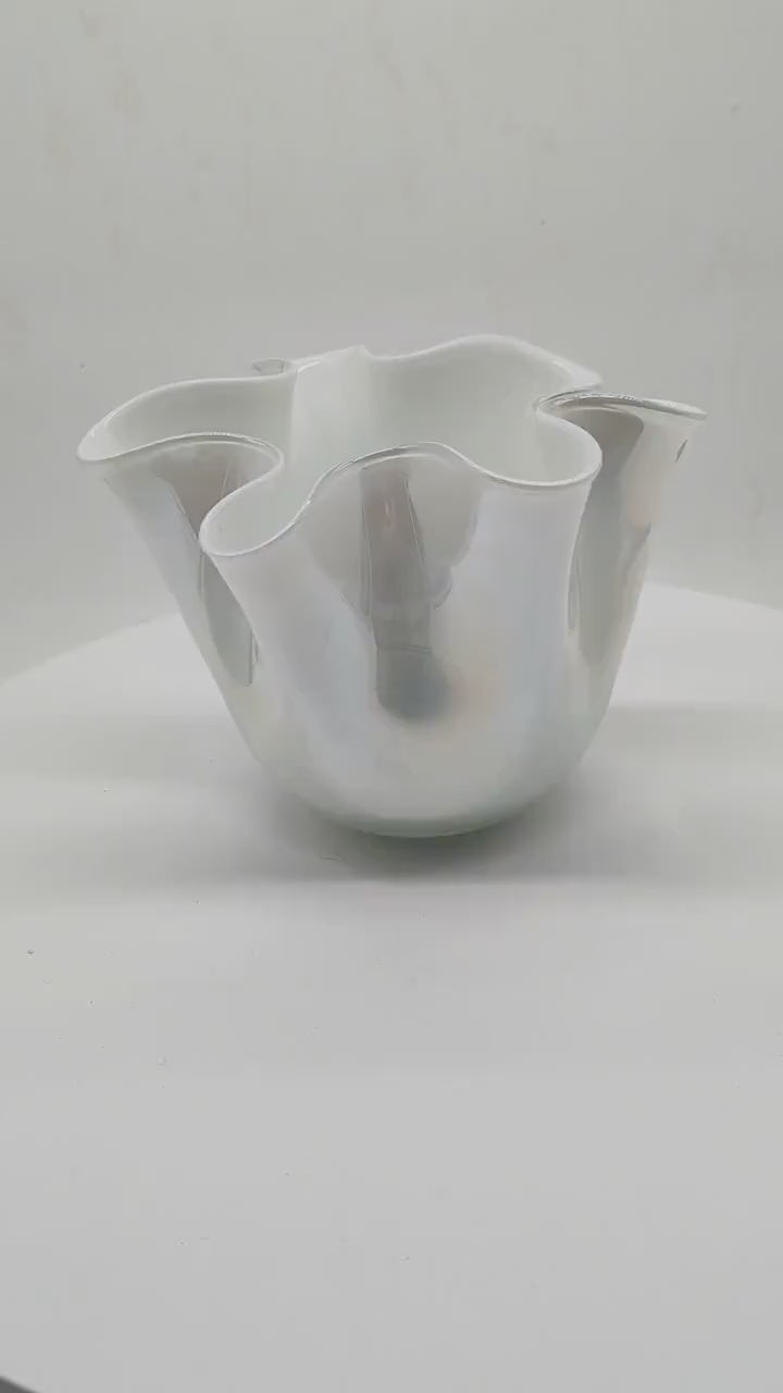 Vintage Jacketed Pearl White Fazzoletto Vase in Murano Glass - 1960s