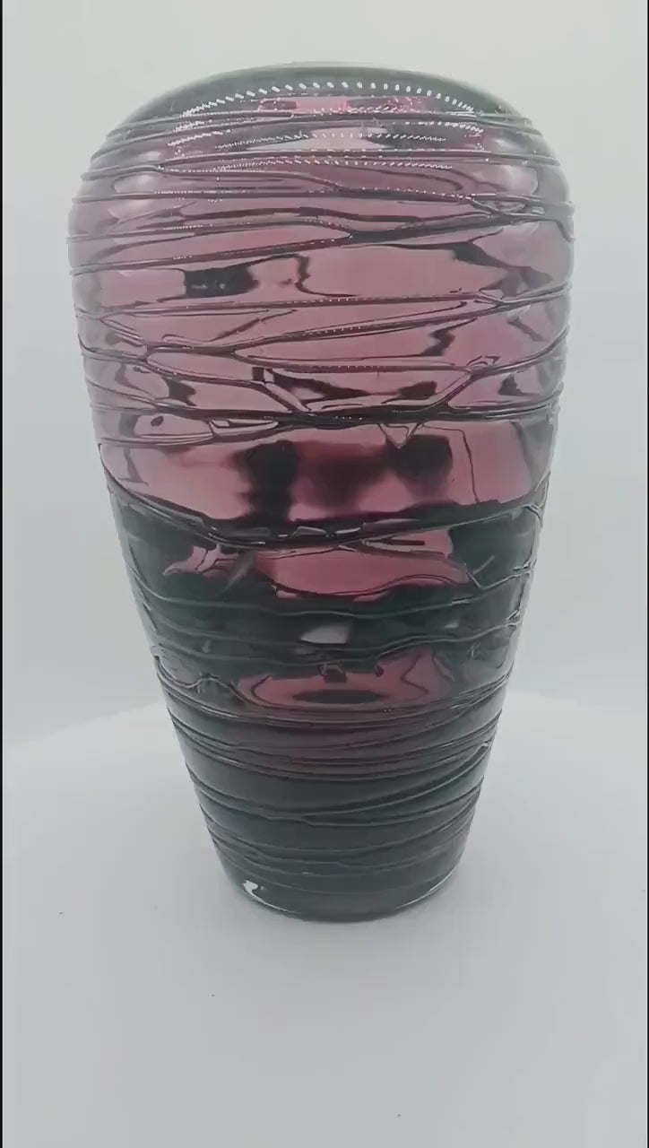 1970s Purple Vase in Hand Worked, Hand Blown Murano Glass - Made in Italy.