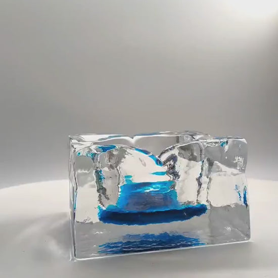 1960s Big Square Ashtray or Catch-all in Hand-Worked Murano Glass with Ice Cube effect. Made in Italy - 12 cm