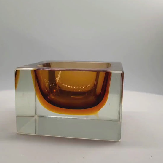 1960s Stunning Square Ashtray or Catch-all in Murano Glass by Flavio Poli for Seguso. 9,5 cm / 3.74 inches