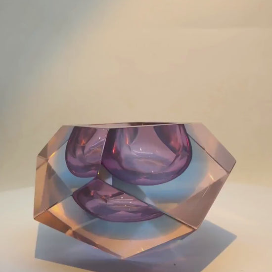 1960s Rare Colors Multifaceted Ashtray or Catch-all in Murano Glass by Flavio Poli for Seguso. Made in Italy