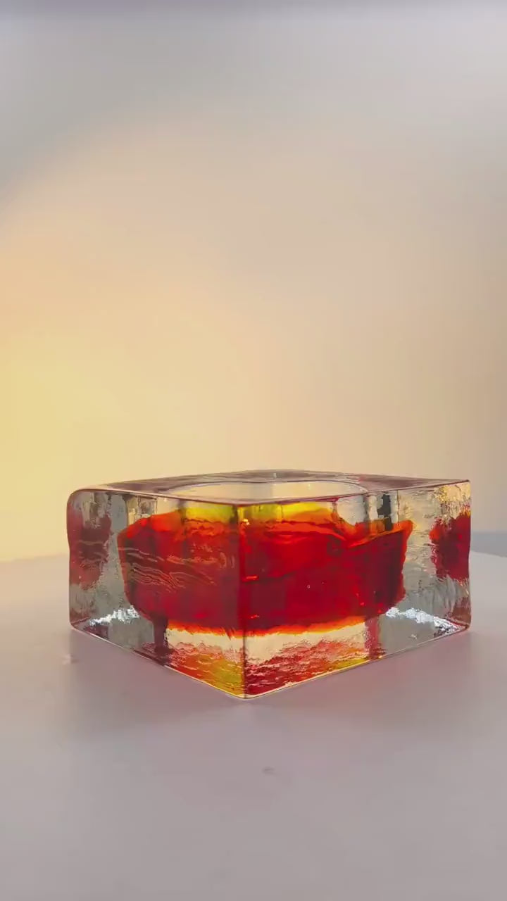 1960s Big Square Ashtray in Uranium Handcrafted Murano Glass by Mandruzzato with ice-cube effect.