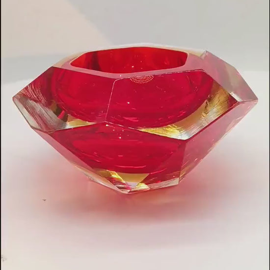 1960s Ashtray or Catch-all in Murano Glass by Flavio Poli for Seguso. Made in Italy.